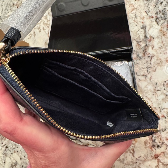 NWOT Coach Wristlet Wallet - Picture 3 of 3